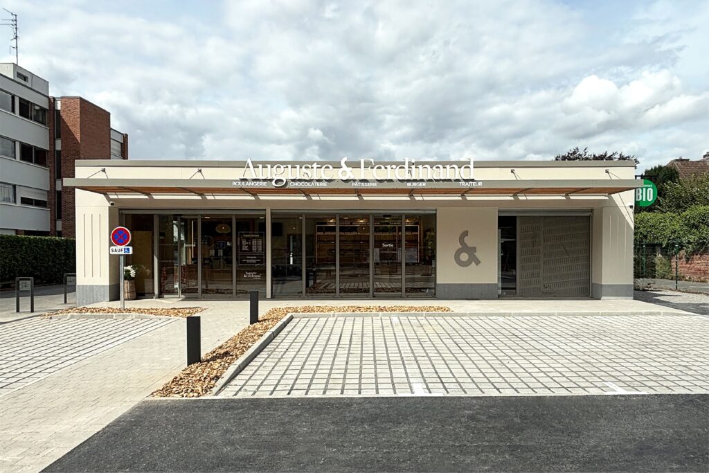 Habillage façade, enseigne lumineuse Auguste & Ferdinand