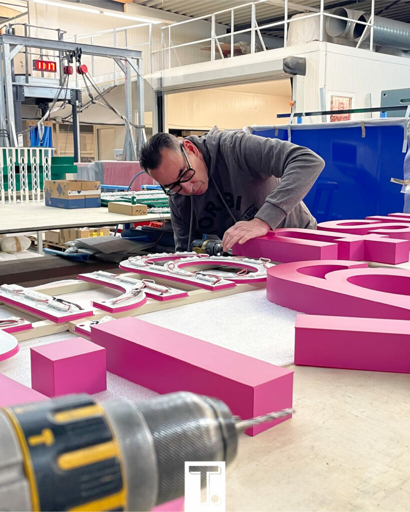 lettres lumineuses teffri